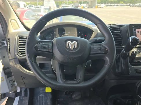 Used 2023 RAM ProMaster 3500 w/ Driver Convenience Group FWD image 9