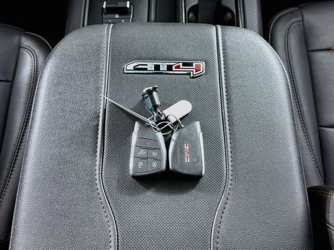 Used 2024 GMC Sierra 2500 AT4 w/ AT4 Premium Plus Package AWD/4WD image 29