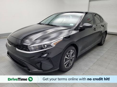 Used 2023 Kia Forte LXS image 1