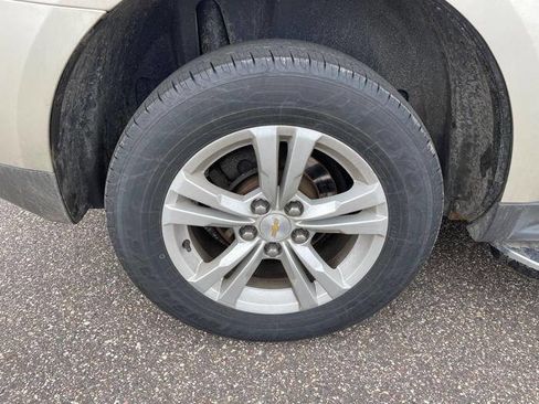 Used 2015 Chevrolet Equinox LT w/ Power Convenience Package image 16