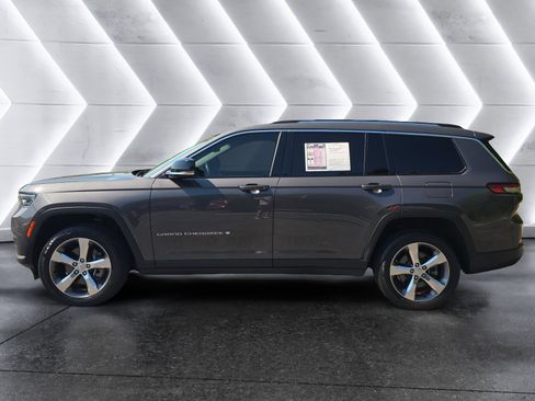 Used 2021 Jeep Grand Cherokee L Limited AWD/4WD image 2