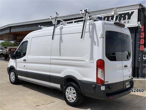 Used 2018 Ford Transit 250 148 Medium Roof w/ Exterior Upgrade Package RWD image 7