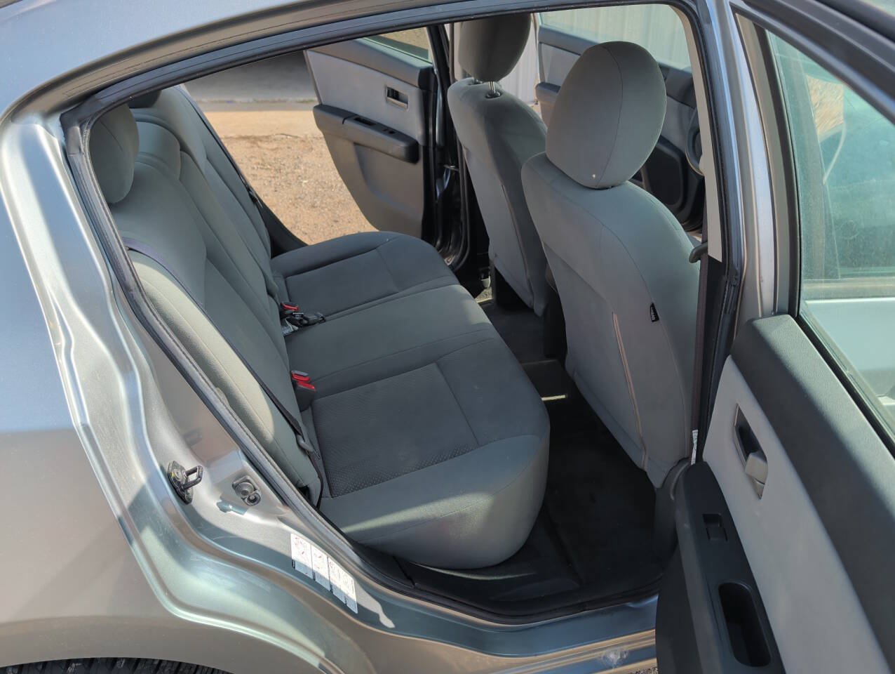 Used 2011 Nissan Sentra 2.0 FWD image 25