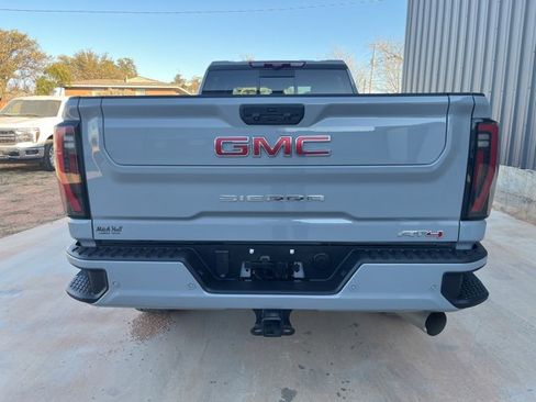 Used 2025 GMC Sierra 3500 AT4 w/ Technology Package image 5