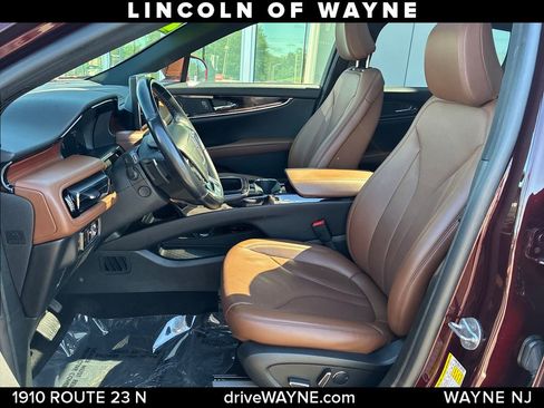 Certified 2023 Lincoln Nautilus Reserve w/ Equipment Group 201A AWD/4WD image 12
