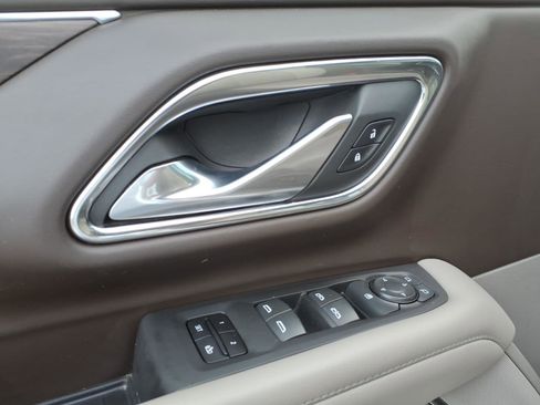 Used 2023 Chevrolet Tahoe Z71 image 8