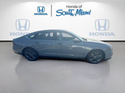 New 2026 Honda Accord EX-L image 8