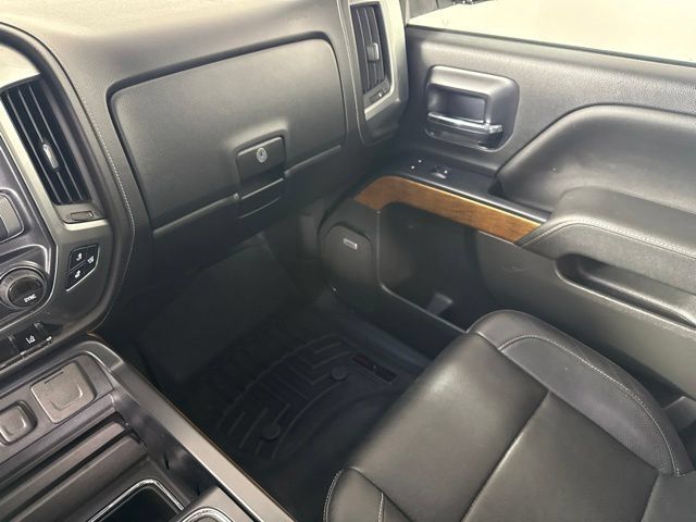 Used 2014 Chevrolet Silverado 1500 LTZ w/ LTZ Plus Package AWD/4WD image 31
