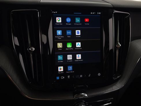 Certified 2025 Volvo XC60 B5 Plus AWD/4WD image 24