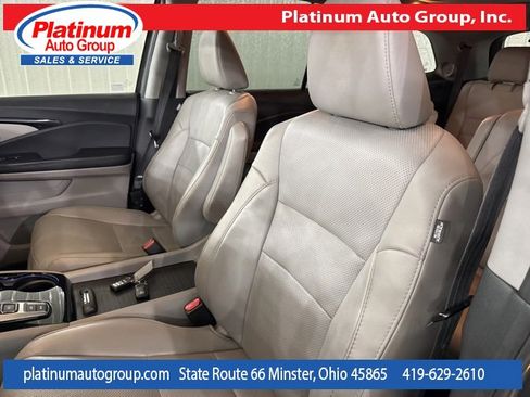 Used 2017 Honda Pilot Elite image 11