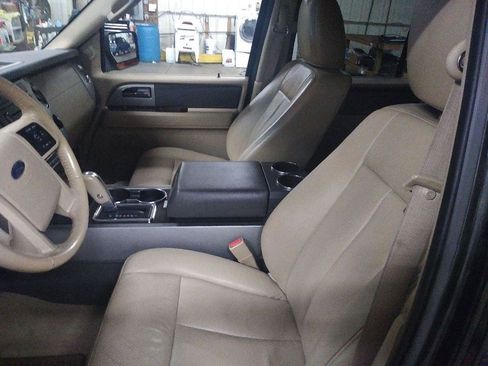 Used 2014 Ford Expedition EL XLT w/ Equipment Group 202A AWD/4WD image 14