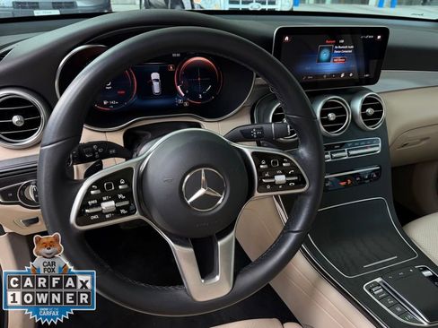 Used 2022 Mercedes-Benz GLC 300 w/ Premium Package Lite image 11