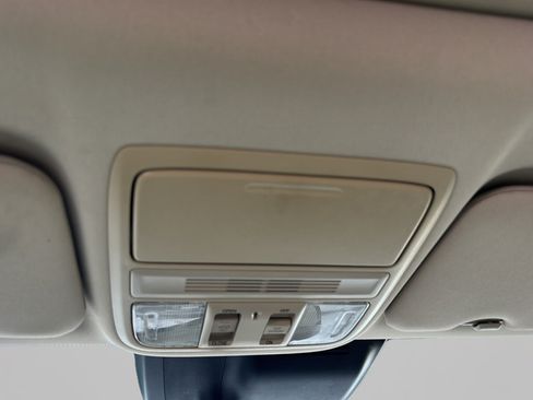 Used 2017 Honda CR-V EX image 17