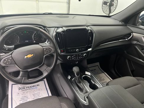 Used 2023 Chevrolet Traverse LT FWD image 14