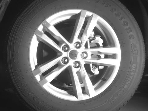 Used 2024 Ford Explorer XLT w/ Equipment Group 202A RWD image 12