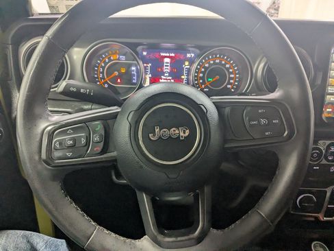Used 2023 Jeep Wrangler Unlimited Sport w/ Uconnect 4C Nav & Sound Group AWD/4WD image 13