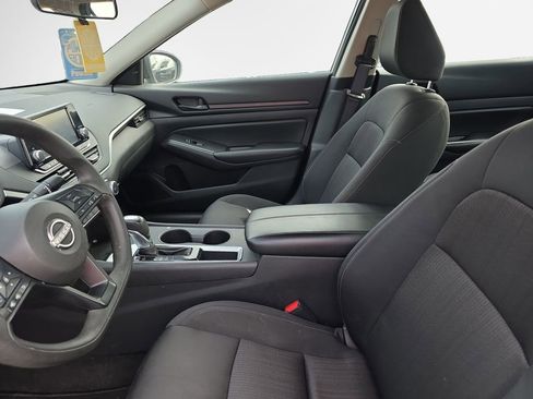 Used 2023 Nissan Altima 2.5 S image 12