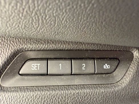 Used 2017 Cadillac Escalade ESV Premium Luxury image 12