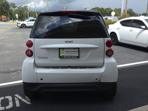 Used 2013 smart fortwo pure RWD image 6