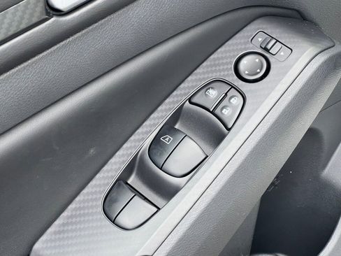 New 2025 Nissan Altima 2.5 SV w/ SV Premium Package image 12