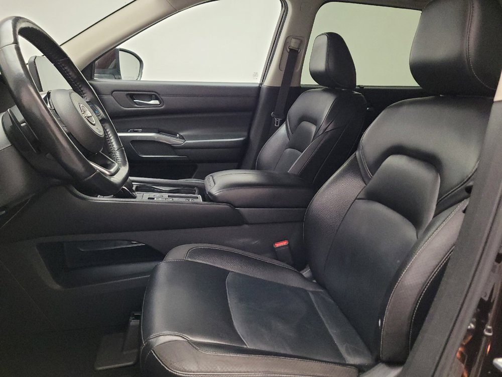 Used 2022 Nissan Pathfinder SL FWD image 17