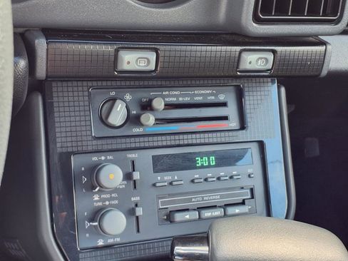 Used 1991 Pontiac Firebird Coupe image 11