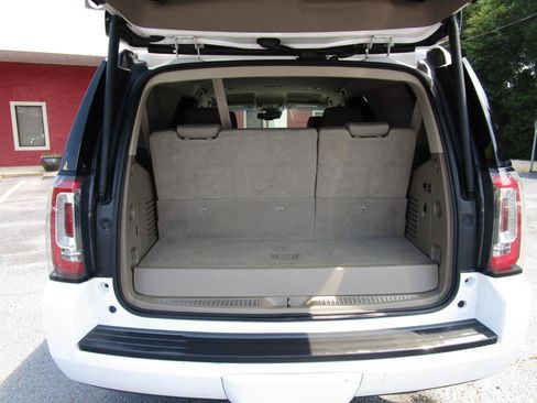 Used 2016 GMC Yukon SLT w/ HD Trailering Package RWD image 26