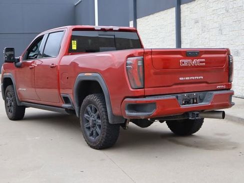 Used 2025 GMC Sierra 2500 AT4 w/ AT4 Premium Plus Package AWD/4WD image 3