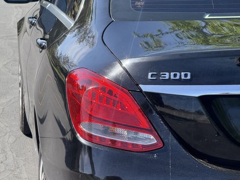 Used 2015 Mercedes-Benz C 300 4MATIC Sedan image 19