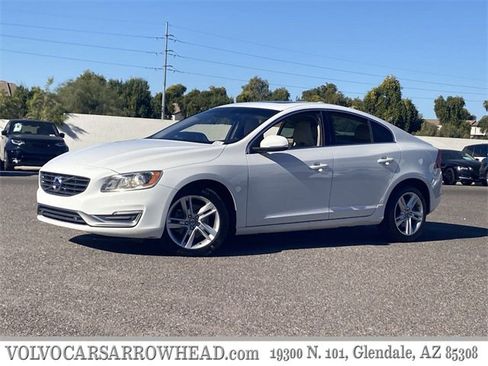 Used 2015 Volvo S60 T5 Premier image 1