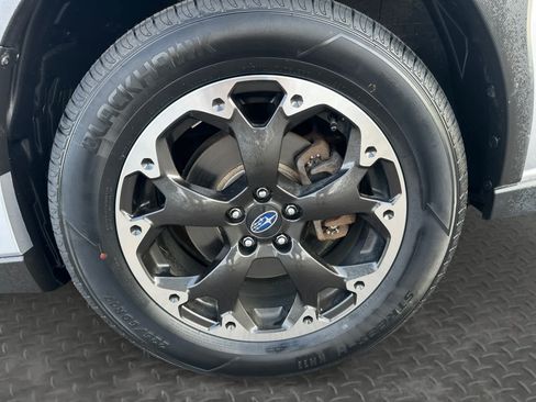 Used 2023 Subaru Crosstrek 2.0i Premium AWD/4WD image 9