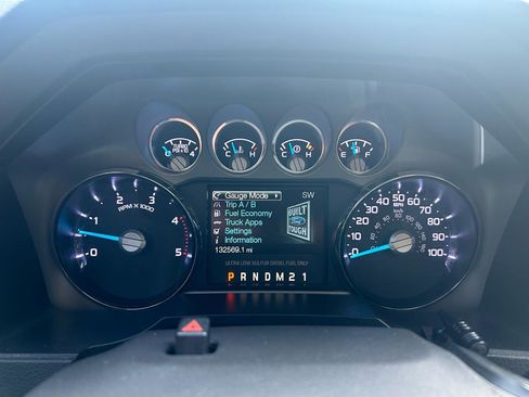 Used 2011 Ford F250 Lariat w/ Chrome Pkg AWD/4WD image 19
