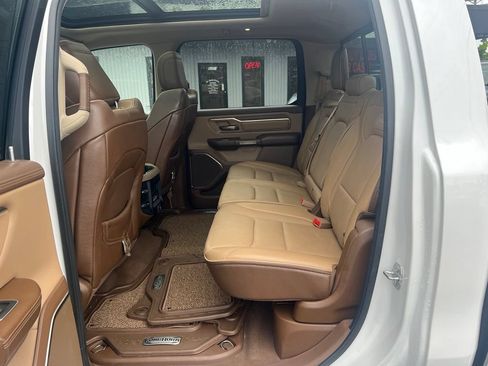 Used 2019 RAM 1500 Laramie Longhorn AWD/4WD image 16