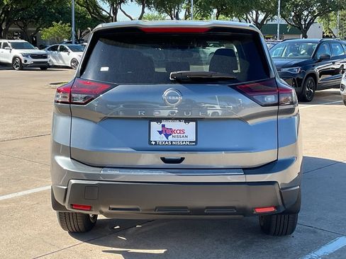 New 2026 Nissan Rogue SV w/ Cold Weather Package FWD image 6