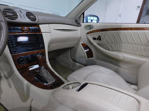 Used 2007 Mercedes-Benz CLK 350 Cabriolet image 58