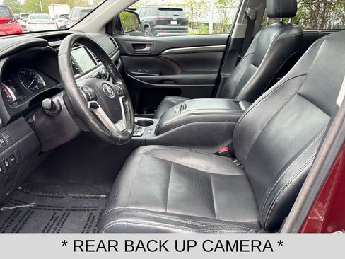 Used 2017 Toyota Highlander AWD V6 image 9