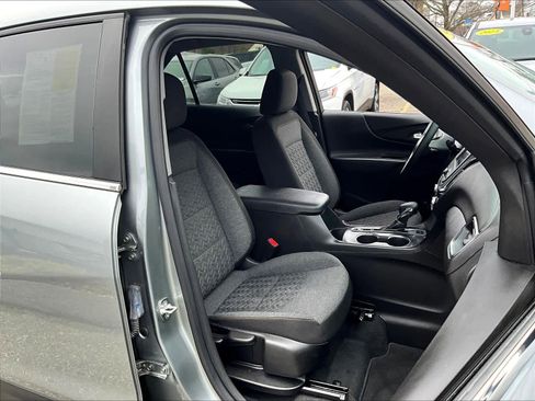 Used 2024 Chevrolet Equinox LT image 11