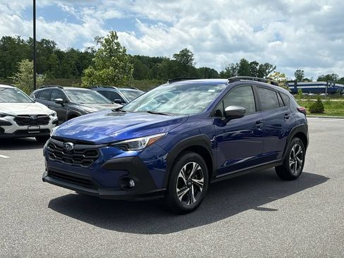 Used 2024 Subaru Crosstrek 2.0i Premium AWD/4WD image 3