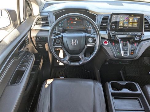Used 2019 Honda Odyssey Touring image 18