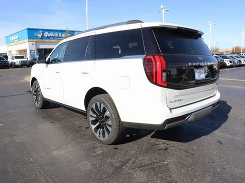 New 2025 Ford Expedition Platinum w/ Driver's Package image 25