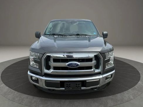 Used 2015 Ford F150 XLT w/ Equipment Group 301A Mid AWD/4WD image 8