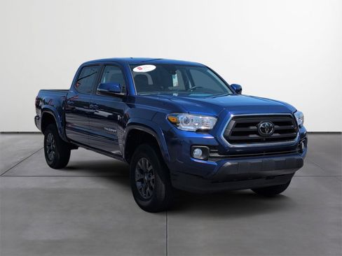 Used 2022 Toyota Tacoma SR5 w/ Technology Package RWD image 7