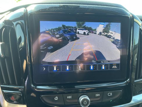 Used 2020 Chevrolet Traverse RS AWD/4WD image 29