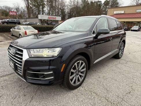 Used 2018 Audi Q7 3.0T Prestige w/ Prestige Package image 3