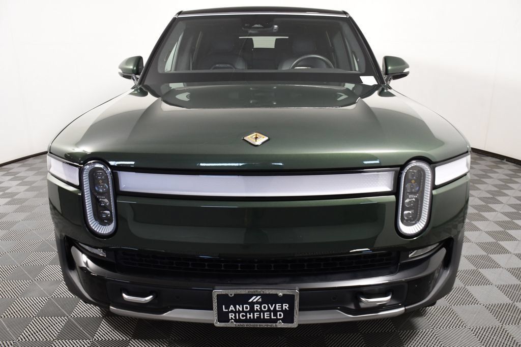 Used 2023 Rivian R1S Adventure Quad AWD/4WD image 10