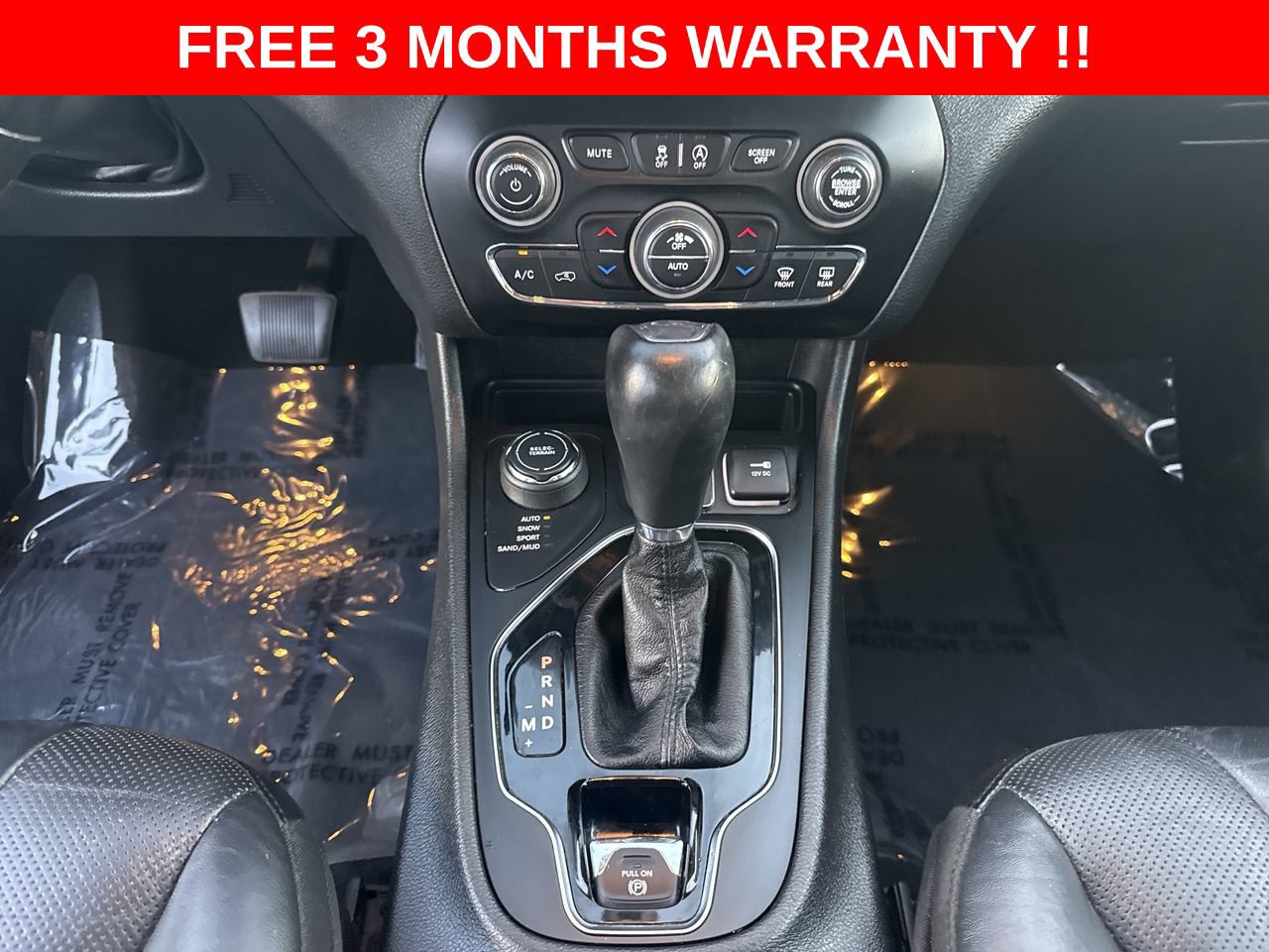 Used 2020 Jeep Cherokee Limited AWD/4WD image 25
