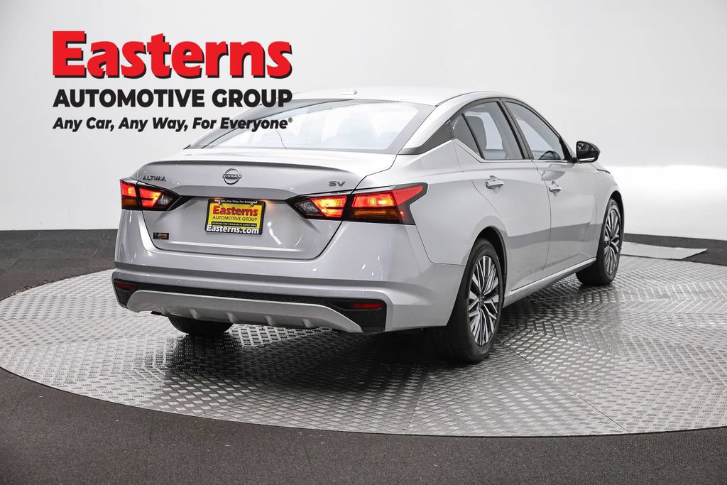 Used 2024 Nissan Altima 2.5 SV FWD image 6