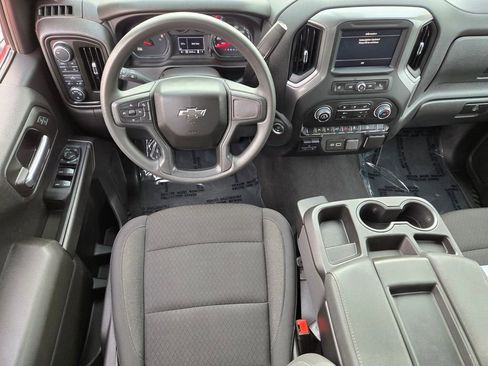 Used 2024 Chevrolet Silverado 1500 Custom Trail Boss w/ LPO, Dark Essentials Package image 12