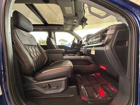 New 2026 Ford F250 Lariat w/ Black Appearance Package AWD/4WD image 28