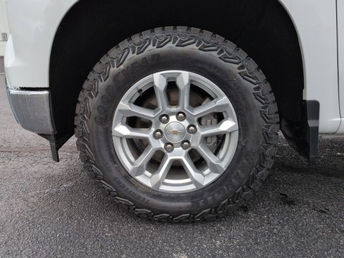 Certified 2023 Chevrolet Silverado 1500 LT AWD/4WD image 33